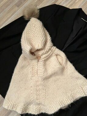 size 0  1  2 years  baby girl girls kids sweater cape faux fur blueberry Hill